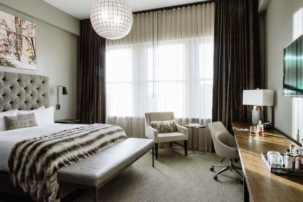 Cincinnati Riverfront Hotel