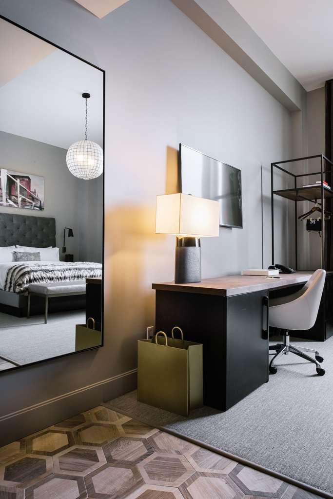 Cincinnati Riverfront Hotel Covington